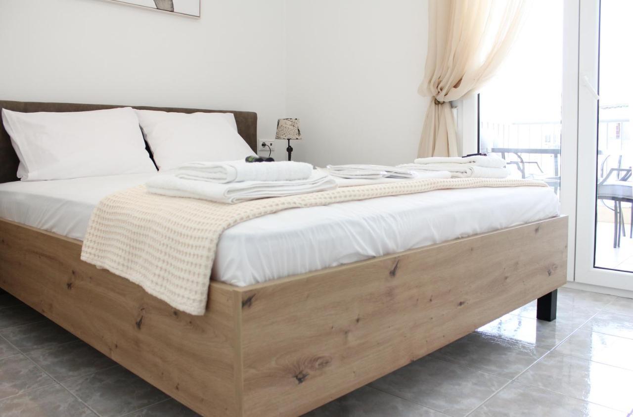 Side Beach Apartment Kavala Eksteriør billede